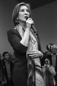 Carly Fiorina speaks to her guests at her pre-Super Bowl party. Photo by Anna Sortino. 